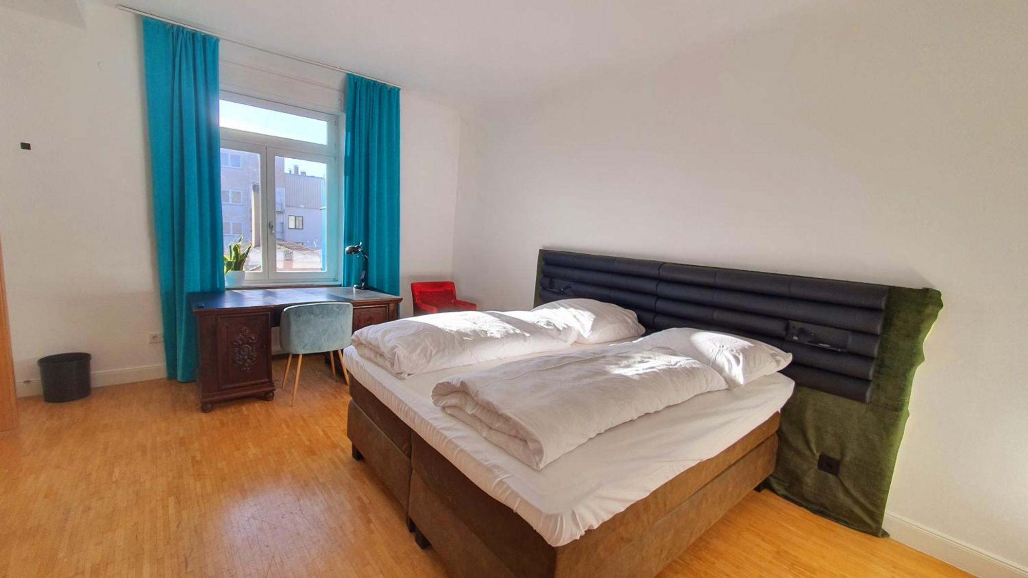 Helles Zimmer Mit Kingsize-Bett Mannheim Exterior photo